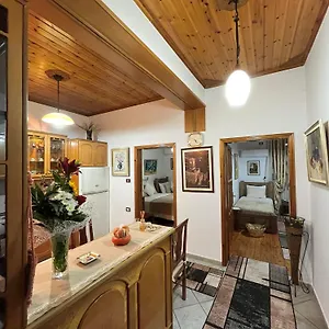 Andria's Apartment Gjirokaster