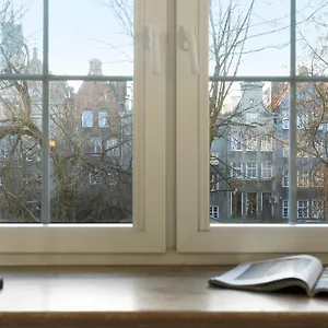 Elite Hamptons Old Town Apartment Gdansk